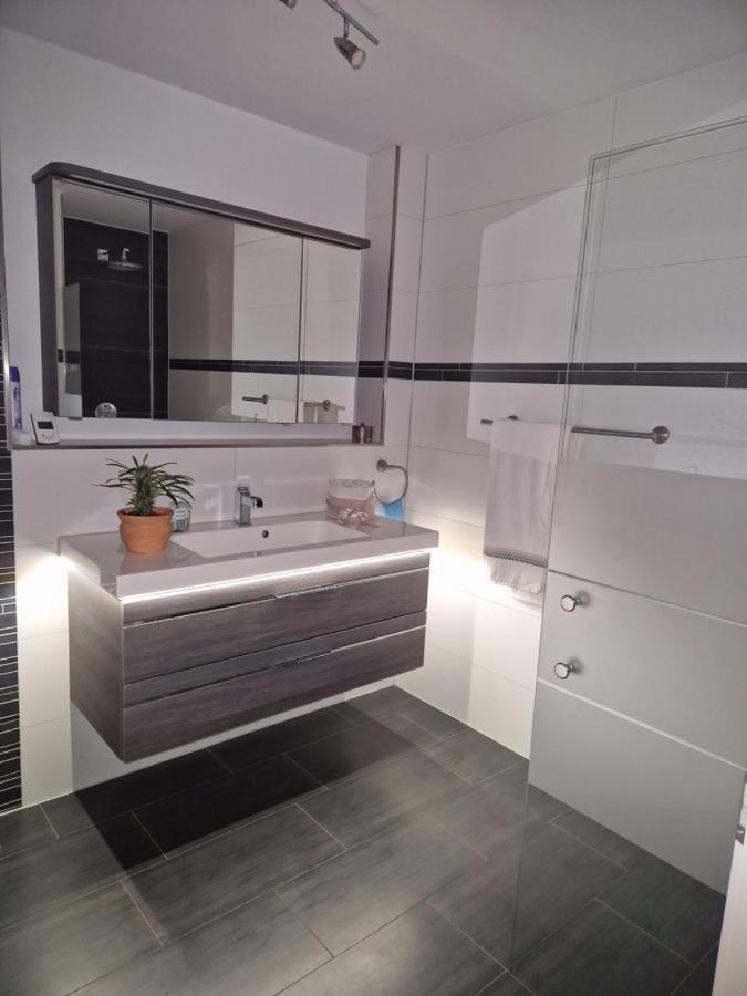 Hochwertige 85Qm-Wohnung In Wuppertal-Vohwinkel Extérieur photo